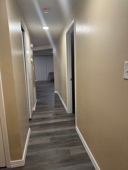 Building Photo - 15695 George Blvd