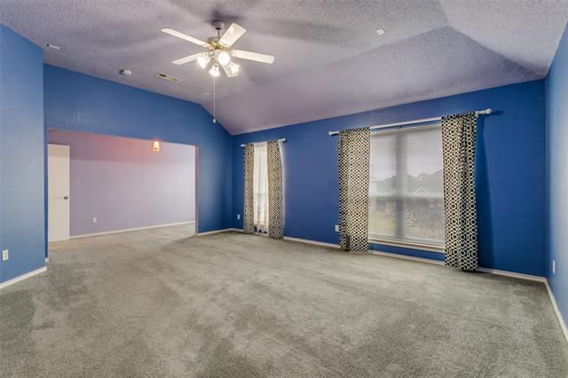 Building Photo - 307 Pointer Pl