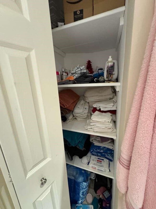 Building Photo - 1726 NW 82nd Ave