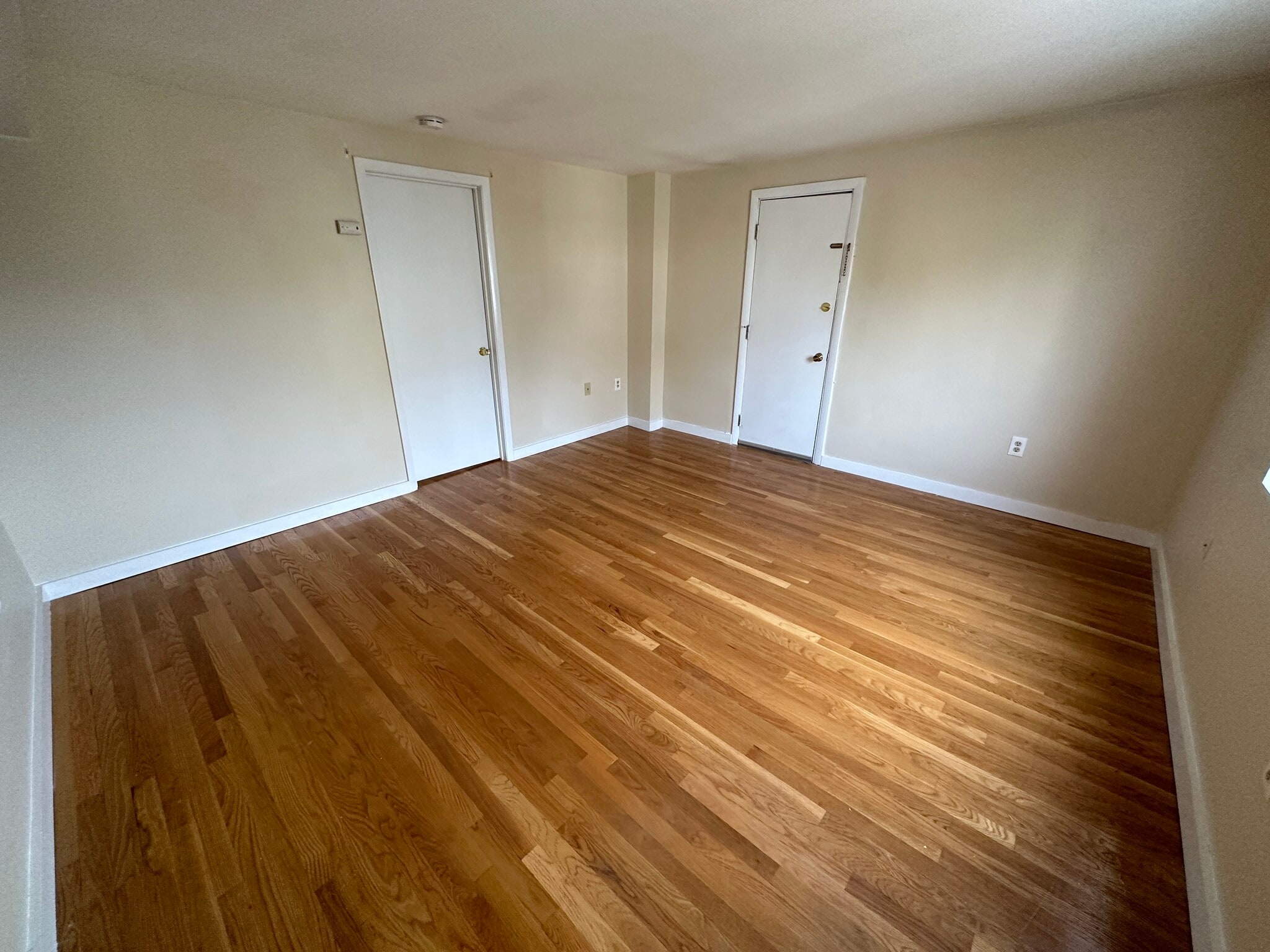 Building Photo - 574 Dorchester Ave