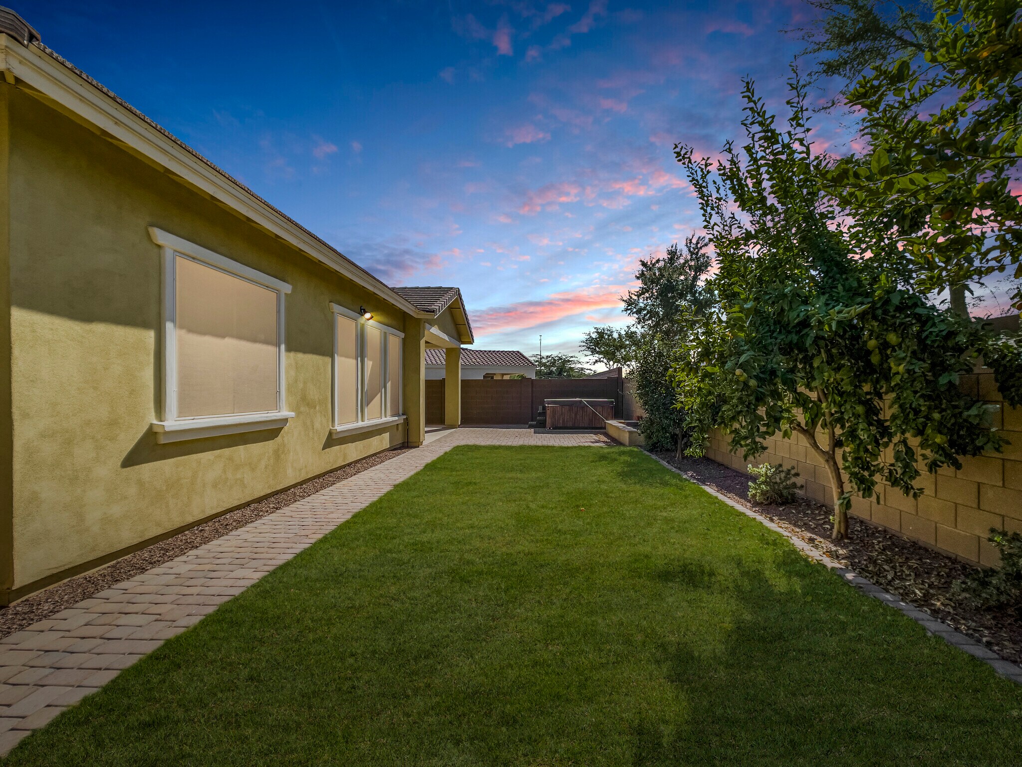 Building Photo - 5132 S Centric Way