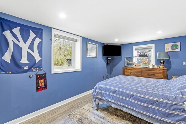 Building Photo - 17 Cottage Pl