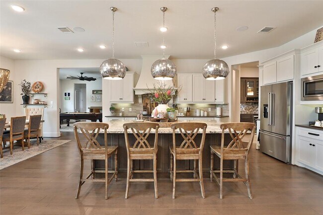 Building Photo - 13011 Mustang River Dr