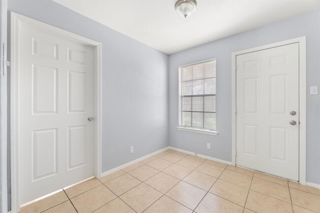 Building Photo - 3802 Foust Trail