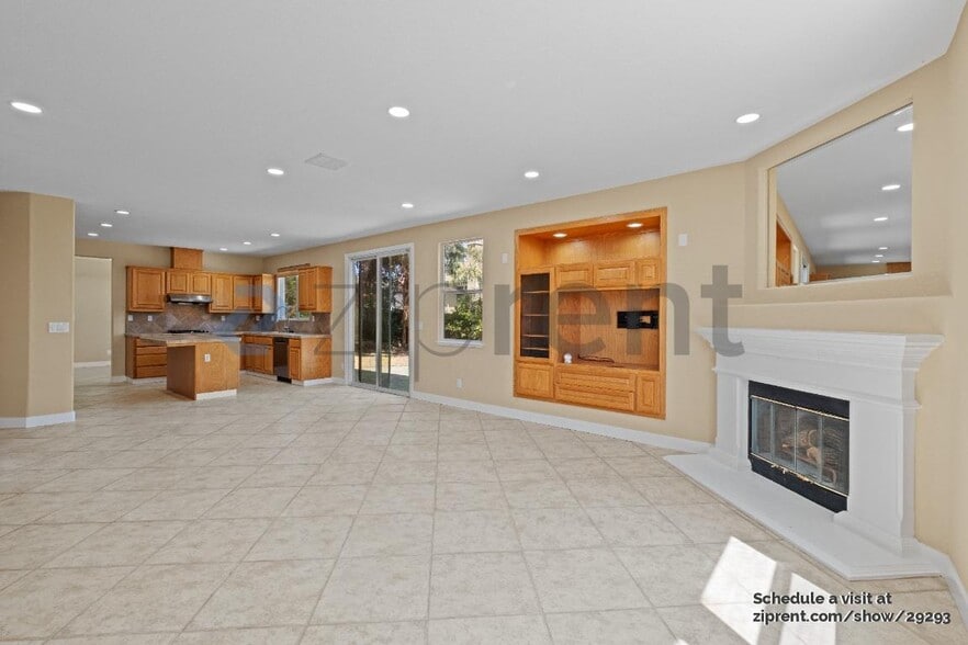 Building Photo - 5361 Mojave Way