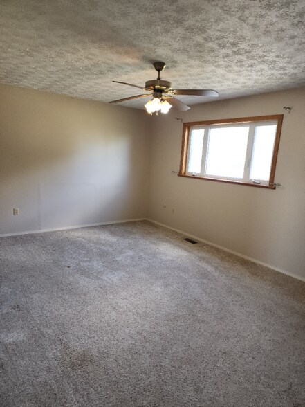 Building Photo - 8346 Ulery Rd