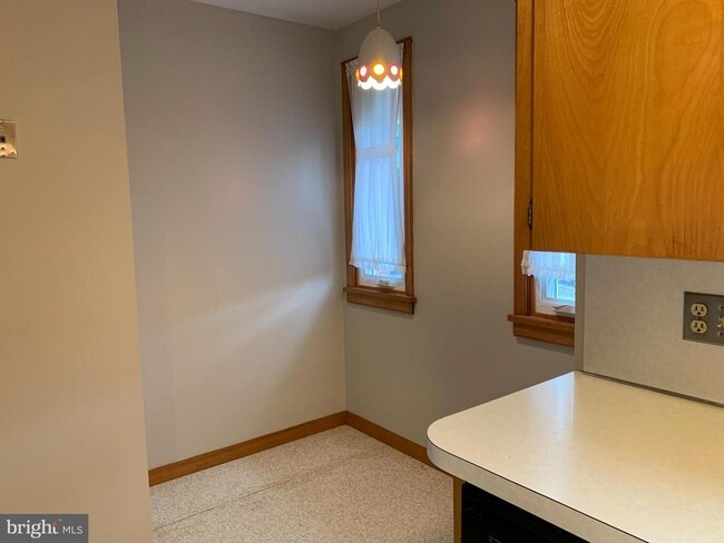 Building Photo - 111 Green St