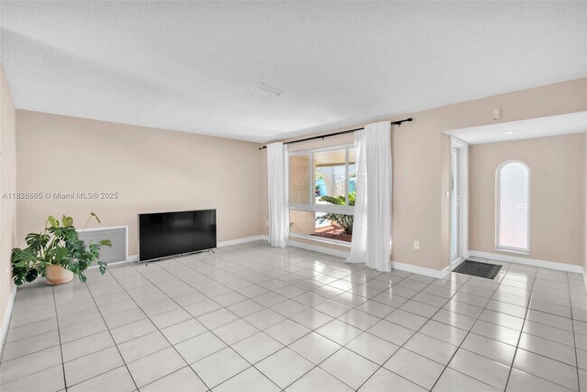 Building Photo - 9200 SW 54th St