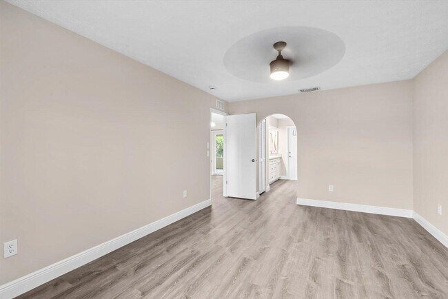 Building Photo - 1799 SW Taurus Ln