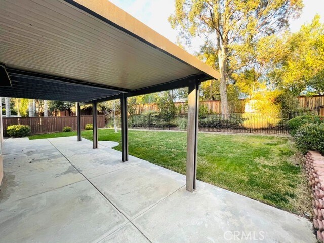 Building Photo - 42020 Dahlia Way