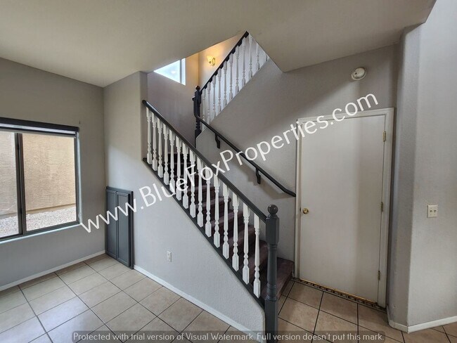Building Photo - 2427 E Camino Malcote