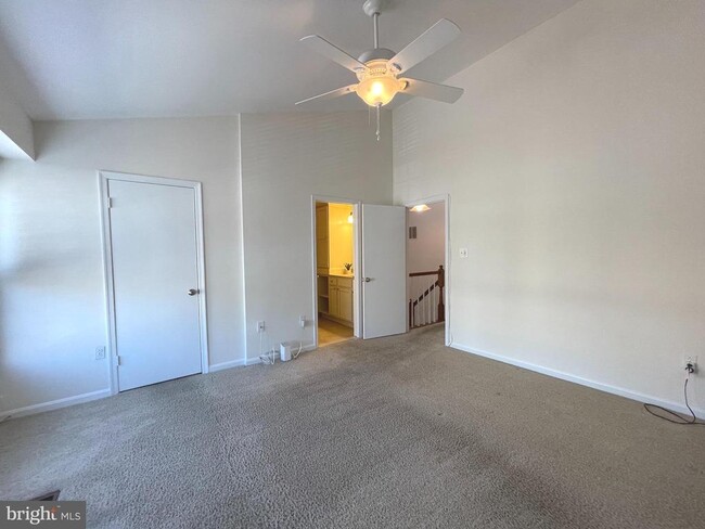 Building Photo - 2824 Elliott St