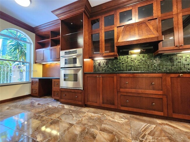 Building Photo - 21028 NE 34th Ct