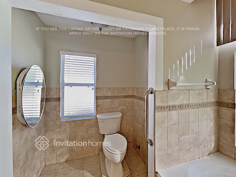 Building Photo - 1735 Creekwater Blvd