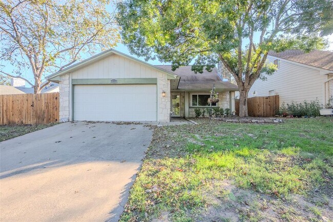 Building Photo - 8203 Beaver Brook Ln