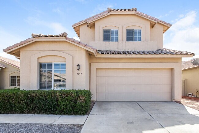Primary Photo - 2107 E Helena Dr