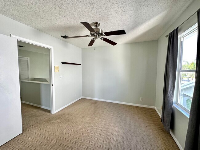 Building Photo - 2698 Linkside Dr