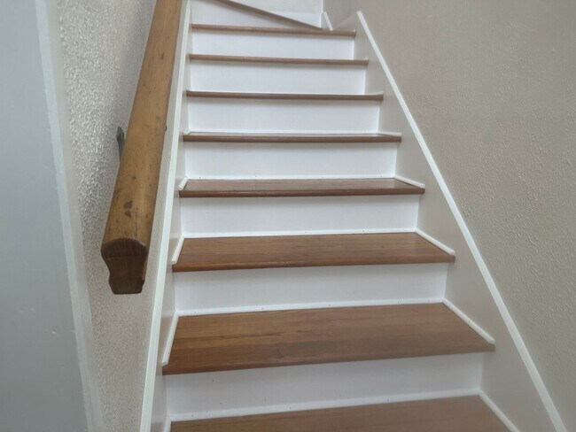 Building Photo - 425 Louisiana Ave