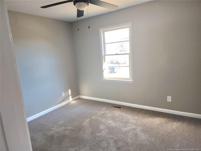 Building Photo - 1018 Appalachin Dr