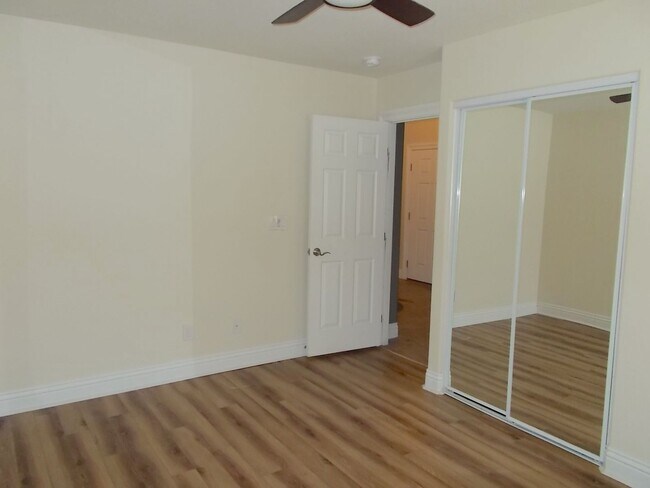 Building Photo - 8317 W Jeremiahs Lodge Ave