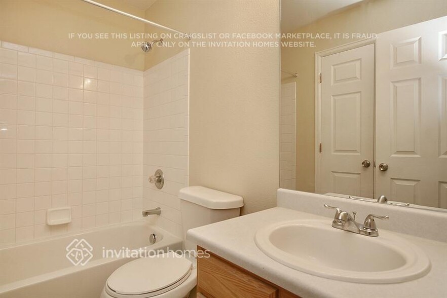 Building Photo - 7787 Barn Owl Dr