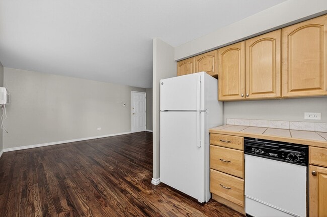 Building Photo - 985 Corona St