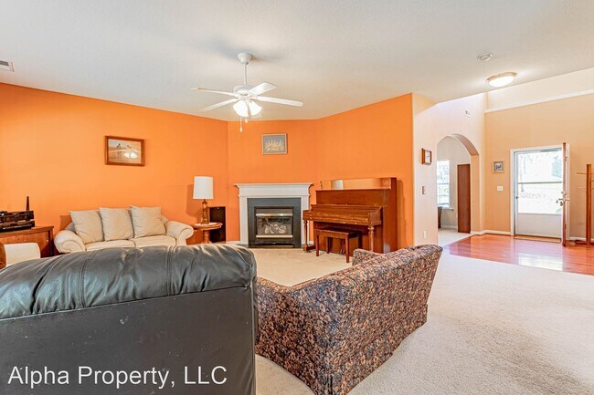 Building Photo - 4 br, 2.5 bath House - 8 Reid Valley Ct