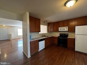Building Photo - 41 Morton Ridge
