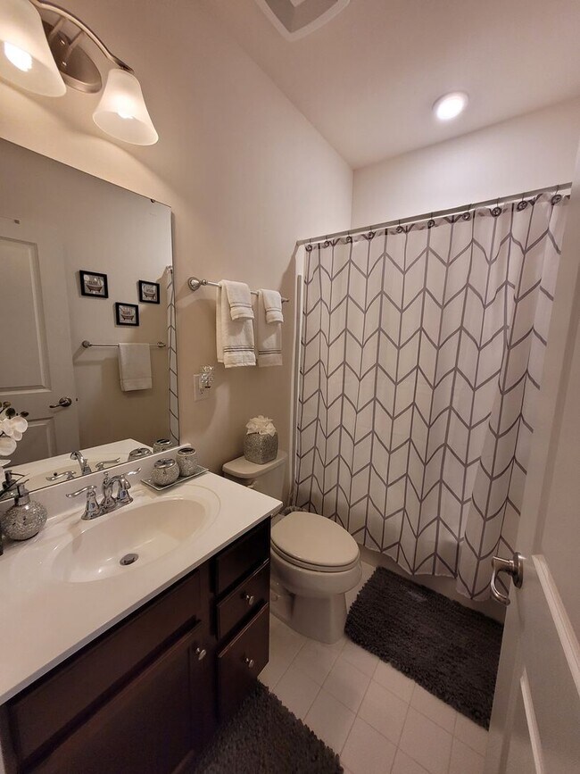 Building Photo - 7508 Luminary Dr