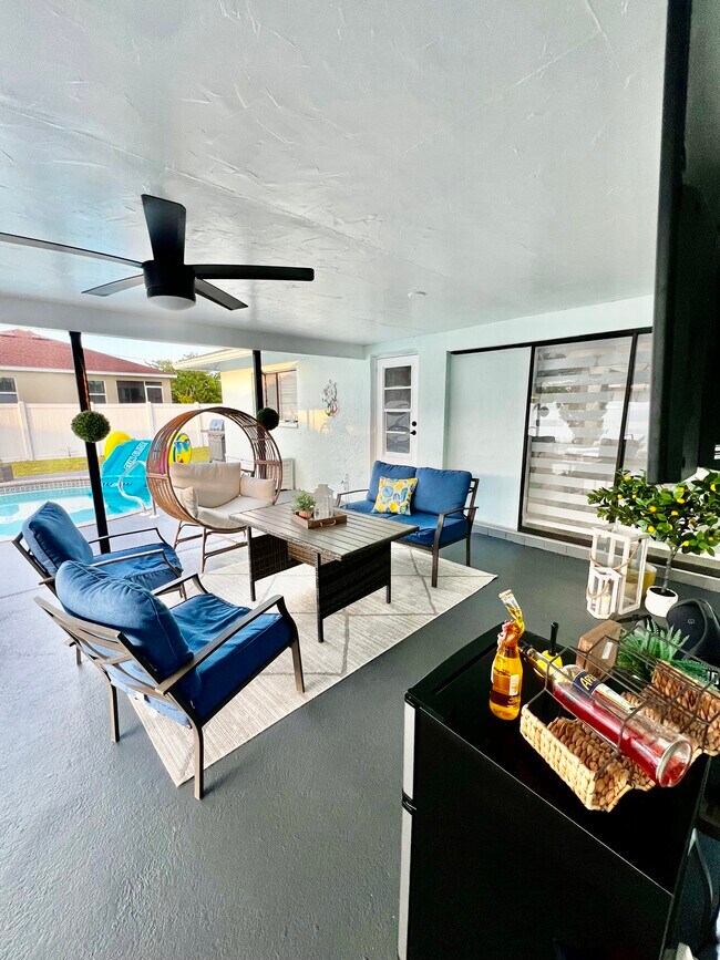 Building Photo - 231 SE 45th Terrace