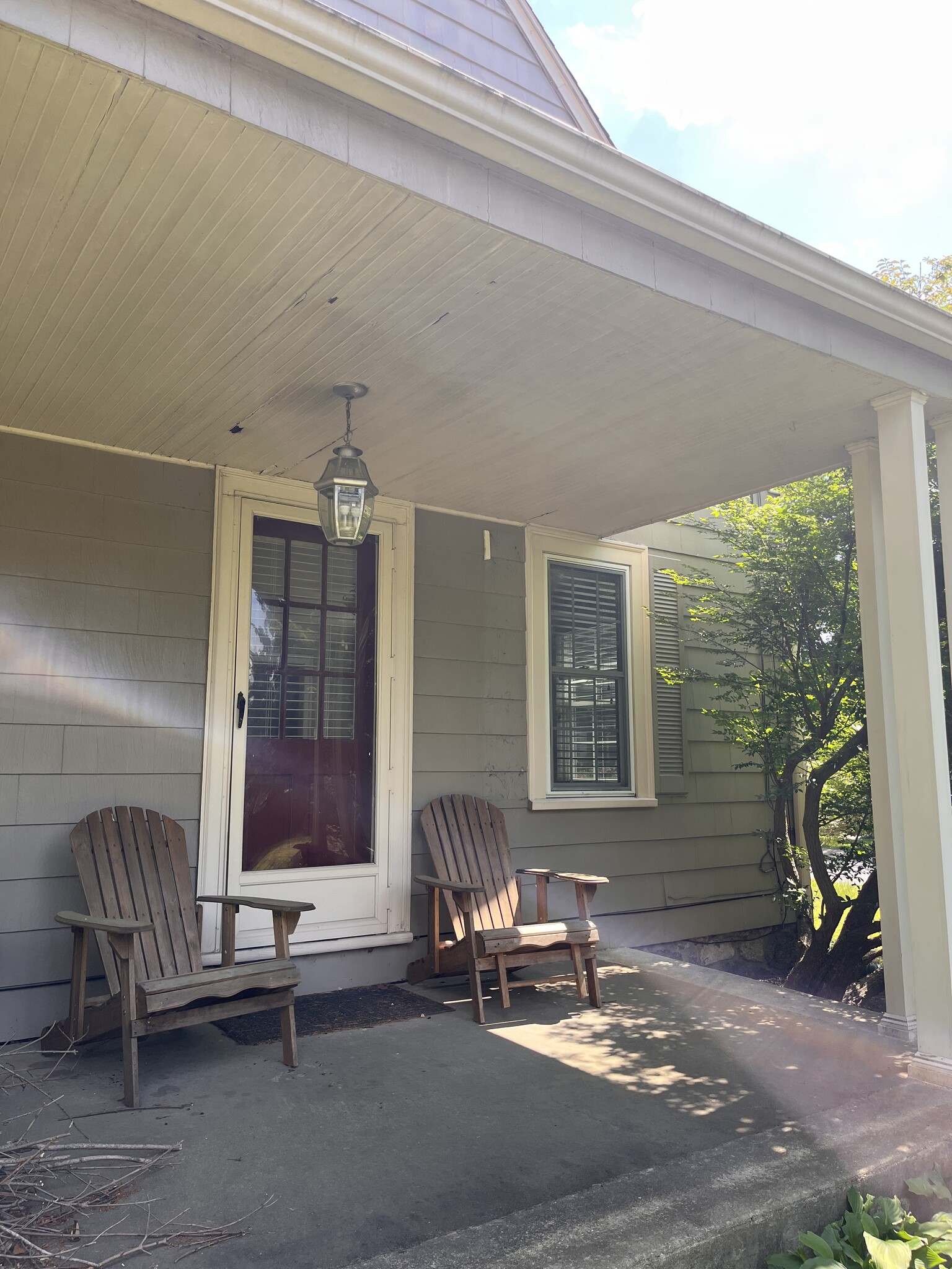 porch - 22 Douglas Rd