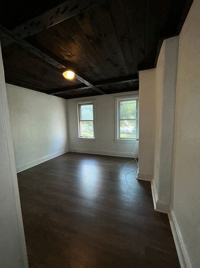 Primary Photo - 25 Orange St