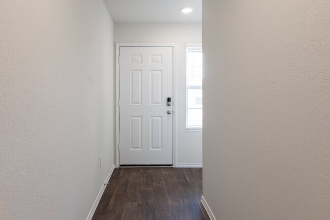 Building Photo - Harvest Creek Home Available for August Move-In!