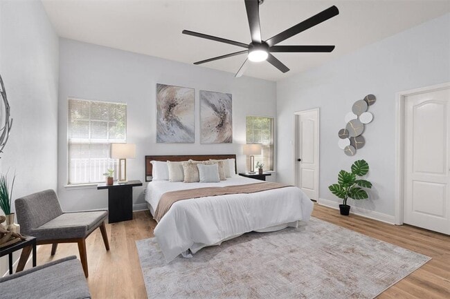 Building Photo - 3817 Newland Dr