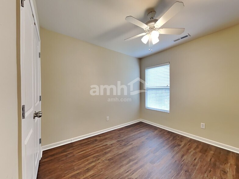 Building Photo - 251 Old Carolina Dr