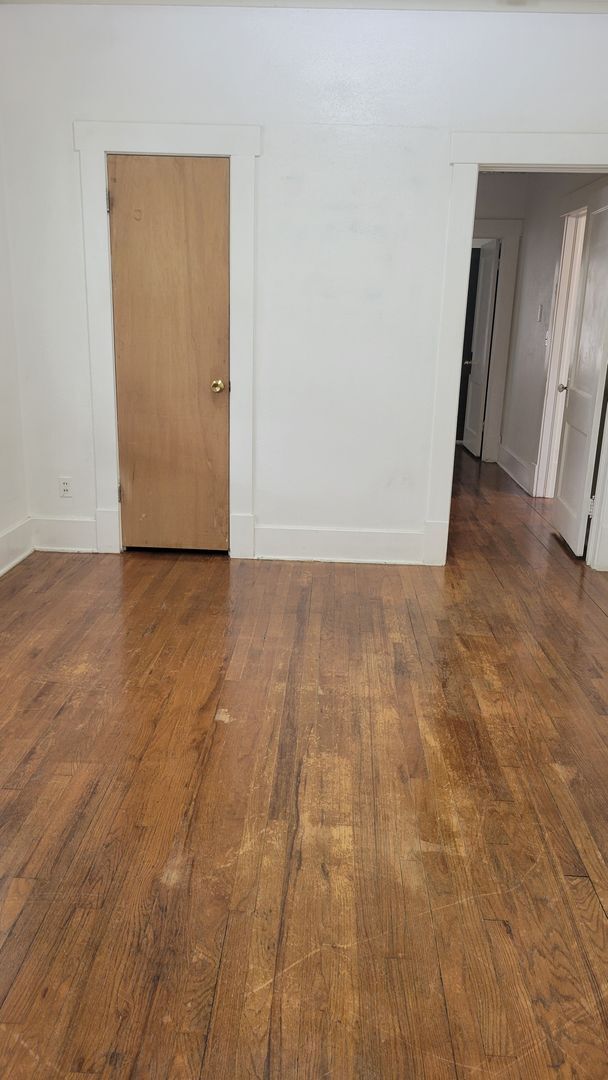 Building Photo - PRE-LEASING!! AVAILABLE JUNE 10TH! 3 Bedroom/1 Bathroom House