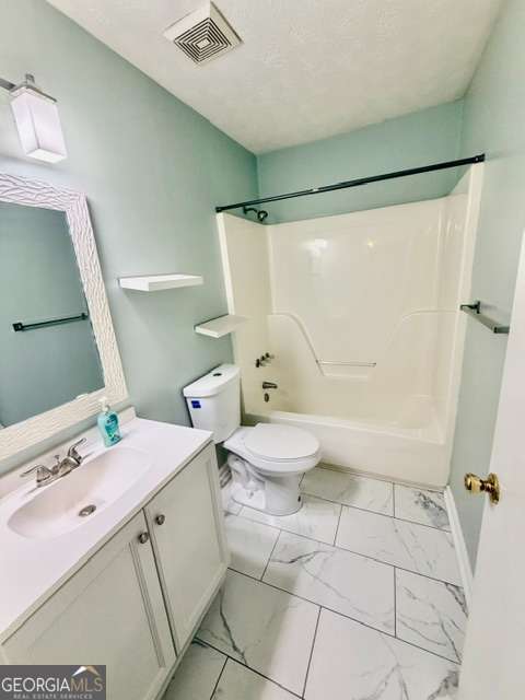 Building Photo - 2512 Water Oak Dr