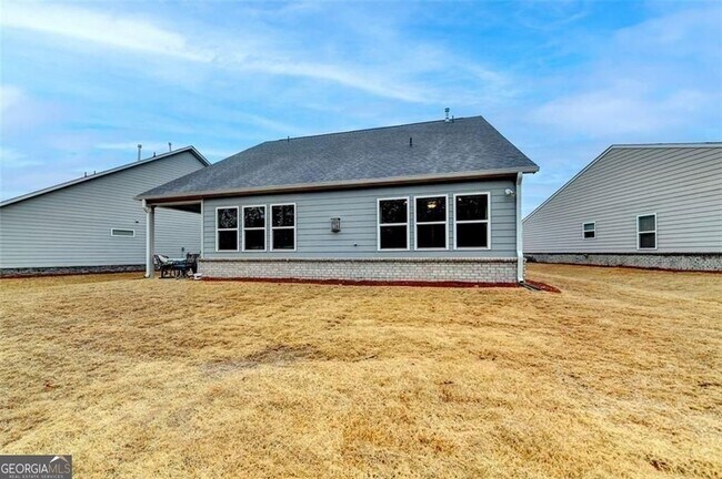 Building Photo - 811 Pineberry Ct