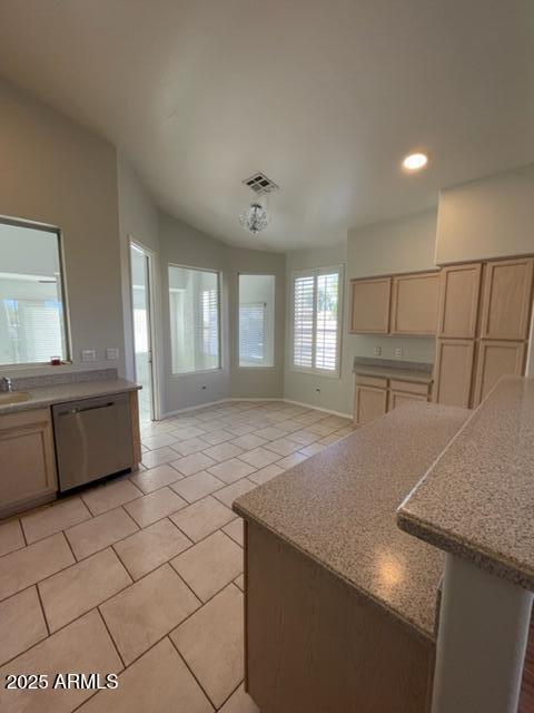 Building Photo - 80 S Pineview Pl