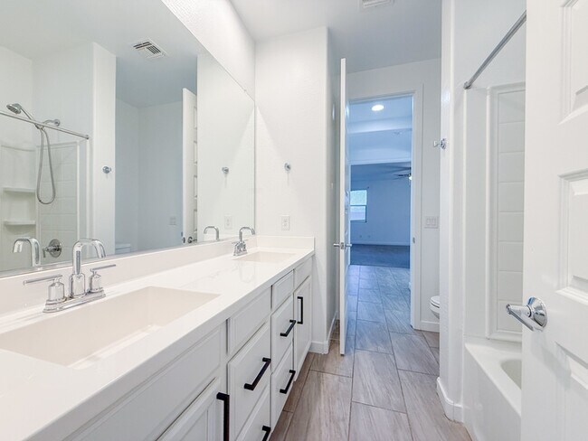 Building Photo - 3811 S 64th Dr