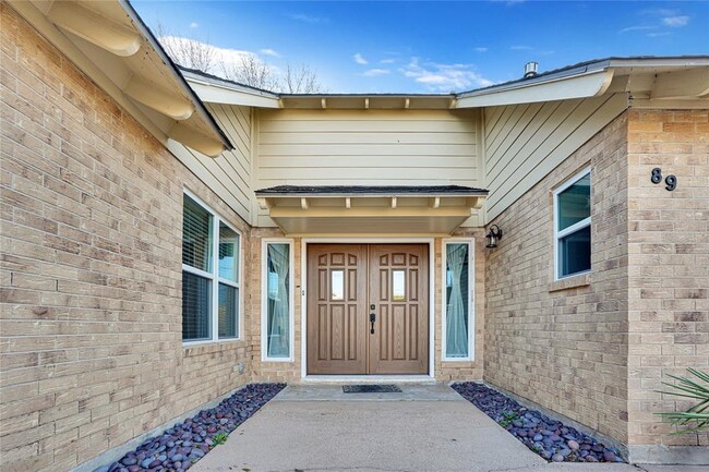 Building Photo - 89 Bayou Ln