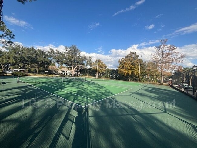 Building Photo - 390 Lake Placid Ct