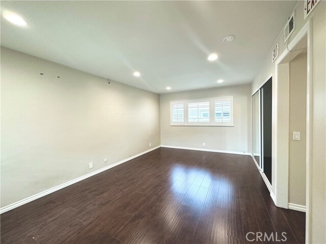 Building Photo - 54 Gillman St