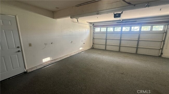 Building Photo - 46 Christamon W