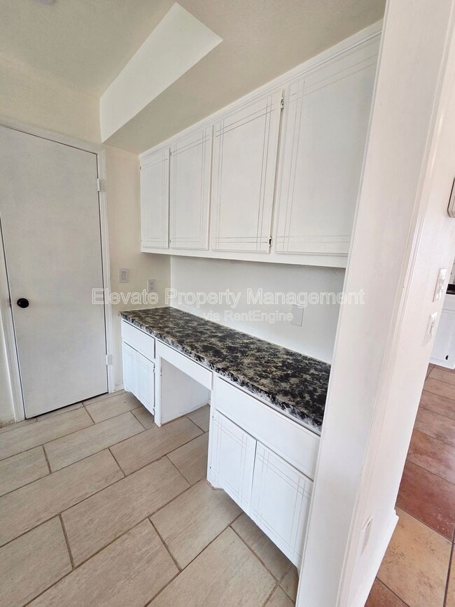 Building Photo - 2625 Patti Pl