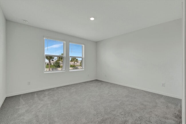 Building Photo - New - Never Lived In Townhome - Lakewood R...