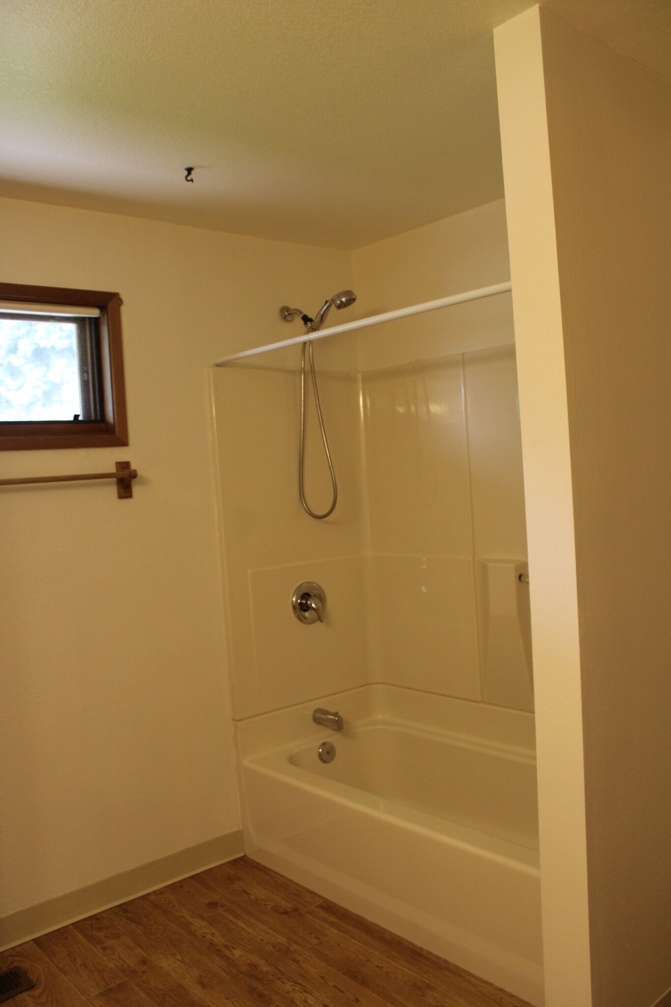 Building Photo - 1516 Woodhaven Pl