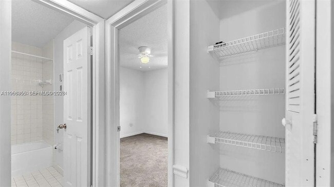 Building Photo - 1280 S Franklin Ave