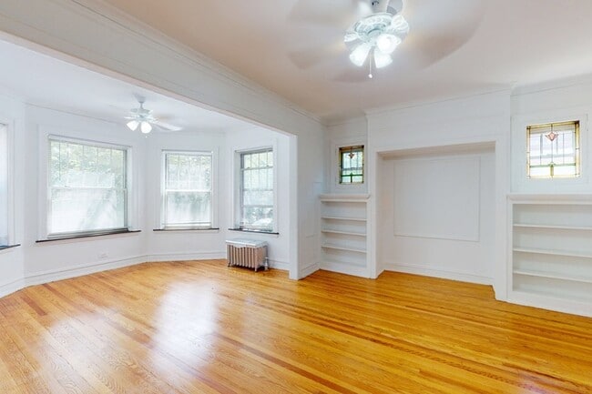 Floorplan - 5034-5046 S. Woodlawn Avenue