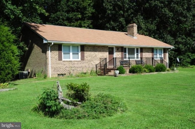 Primary Photo - 19146 Poplar Hill Ln